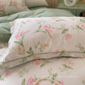 Clear and fragrant bedding set